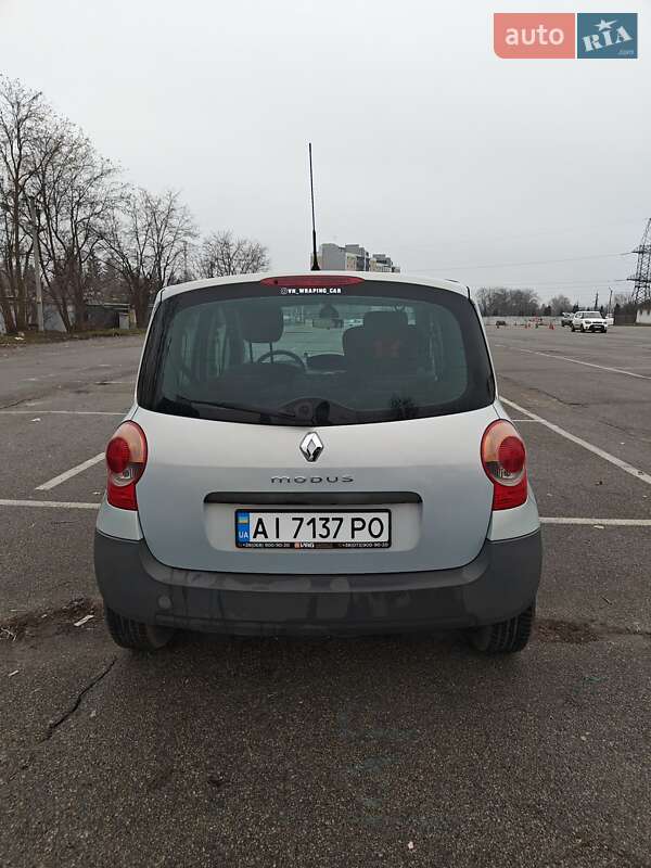 Хэтчбек Renault Modus 2005 в Киеве
