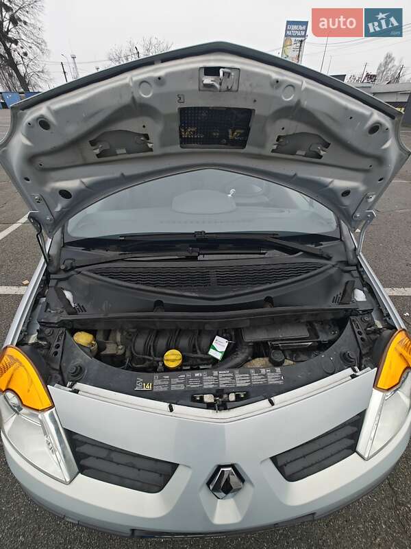 Хэтчбек Renault Modus 2005 в Киеве