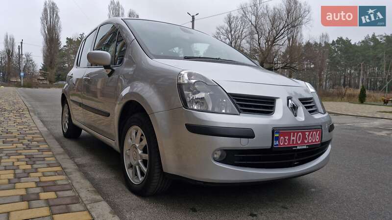 Мінівен Renault Modus 2007 в Чернігові