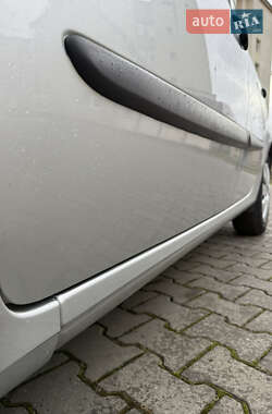 Хетчбек Renault Modus 2008 в Чернівцях