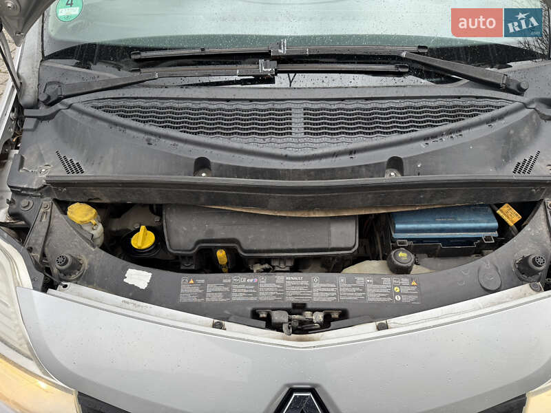 Хетчбек Renault Modus 2008 в Чернівцях