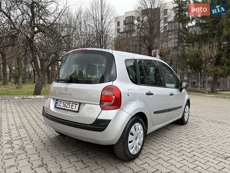 Хетчбек Renault Modus 2008 в Чернівцях