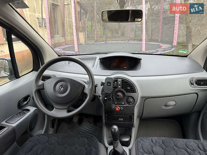 Хетчбек Renault Modus 2008 в Чернівцях