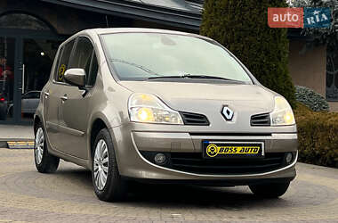 Хэтчбек Renault Modus 2009 в Львове