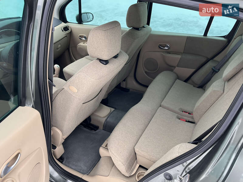 Хэтчбек Renault Modus 2005 в Любомле