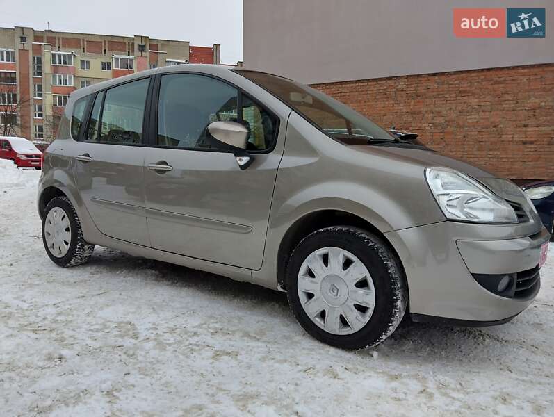 Хэтчбек Renault Modus 2012 в Ровно фото 5 Хэтчбек Renault Modus 2012 в Ровно