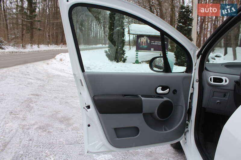 Хетчбек Renault Modus 2012 в Трускавці фото 52 Хетчбек Renault Modus 2012 в Трускавці