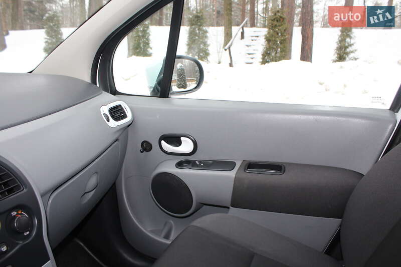 Хетчбек Renault Modus 2012 в Трускавці фото 65 Хетчбек Renault Modus 2012 в Трускавці