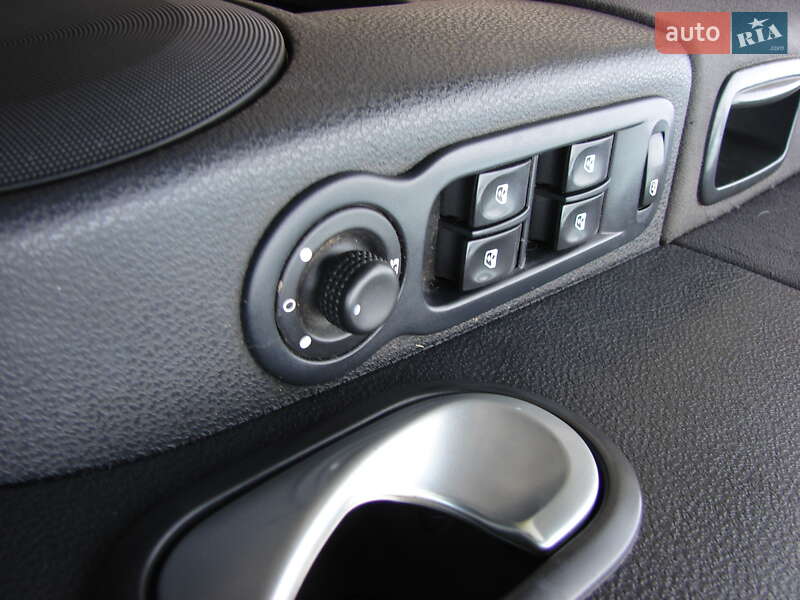 Хэтчбек Renault Modus 2009 в Одессе