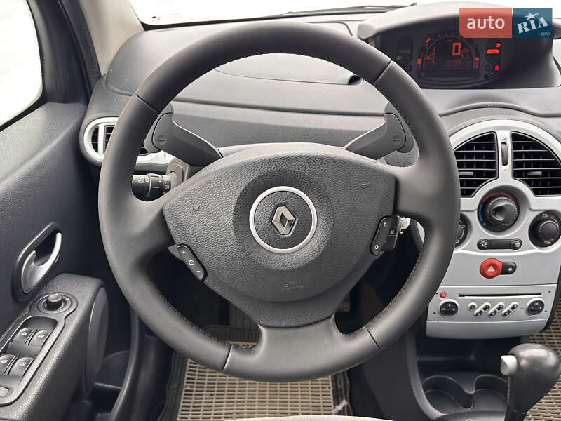 Хэтчбек Renault Modus 2009 в Надворной