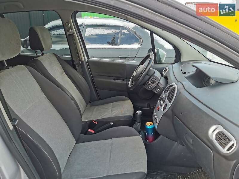 Хетчбек Renault Modus 2008 в Дніпрі фото 9 Хетчбек Renault Modus 2008 в Дніпрі