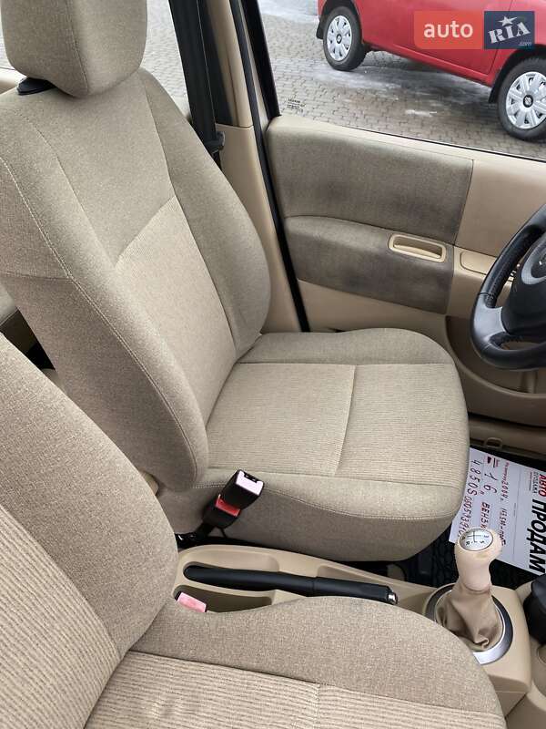 Хэтчбек Renault Modus 2004 в Черновцах