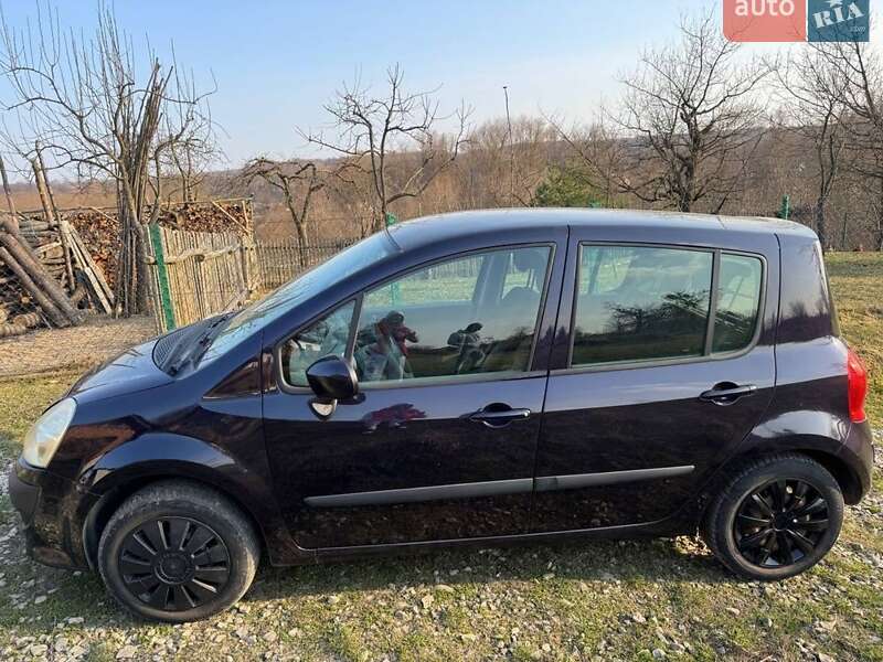 Хетчбек Renault Modus 2008 в Івано-Франківську