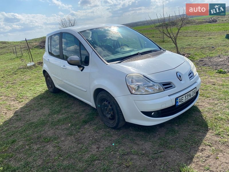 Хэтчбек Renault Modus 2011 в Кривом Роге