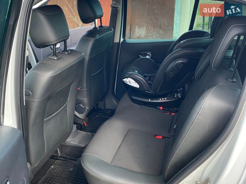 Хэтчбек Renault Modus 2011 в Кривом Роге