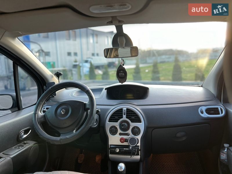 Хэтчбек Renault Modus 2006 в Малине