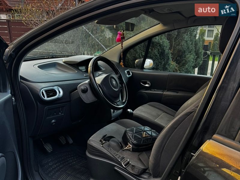 Хетчбек Renault Modus 2007 в Стебнику