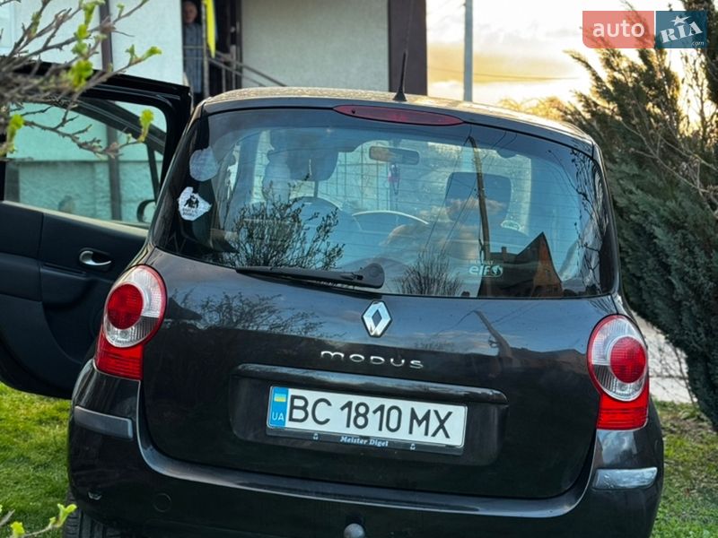 Хетчбек Renault Modus 2007 в Стебнику