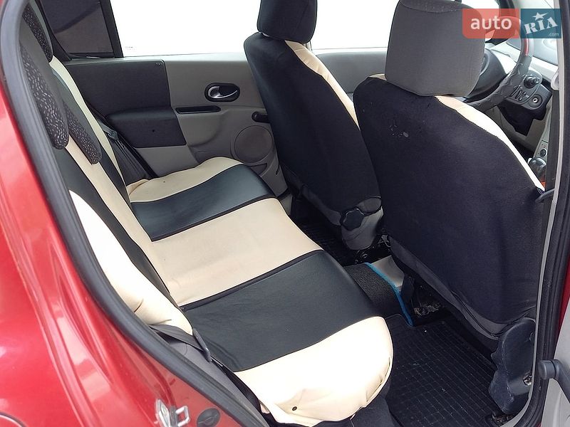 Хетчбек Renault Modus 2006 в Черкасах