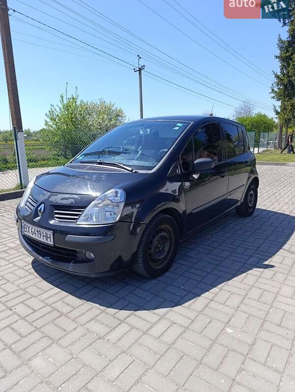 Хетчбек Renault Modus 2007 в Полонному