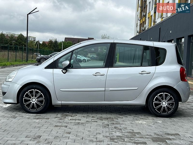 Хэтчбек Renault Modus 2009 в Луцке