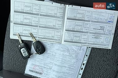 Хэтчбек Renault Modus 2009 в Луцке