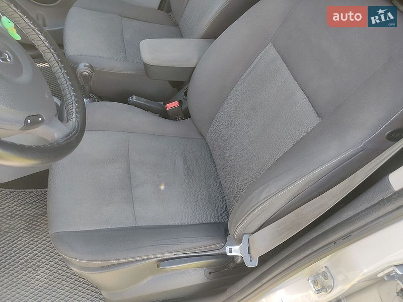 Хэтчбек Renault Modus 2010 в Львове