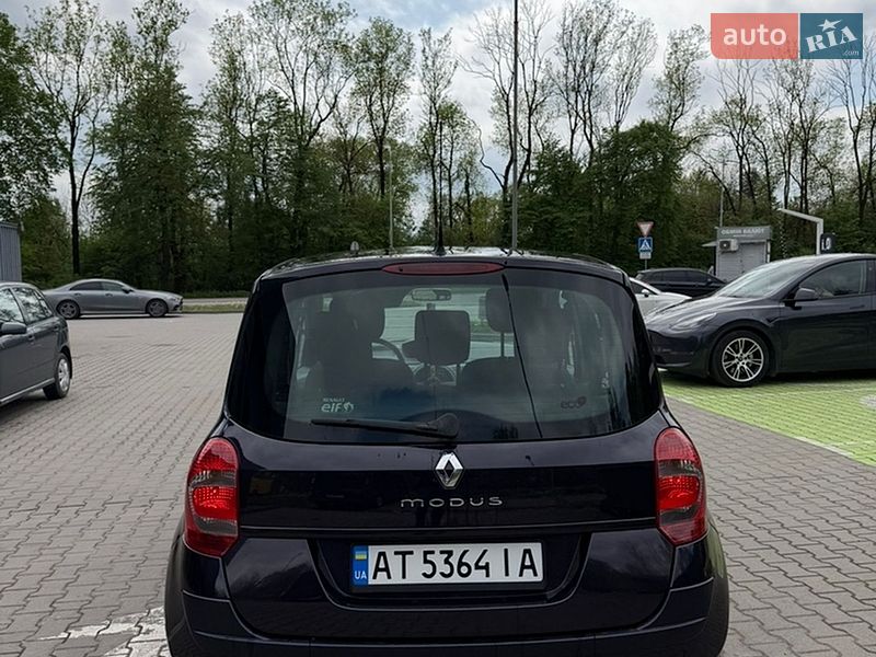 Хэтчбек Renault Modus 2008 в Ивано-Франковске
