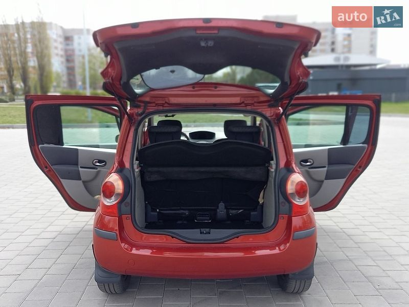 Хэтчбек Renault Modus 2006 в Черкассах