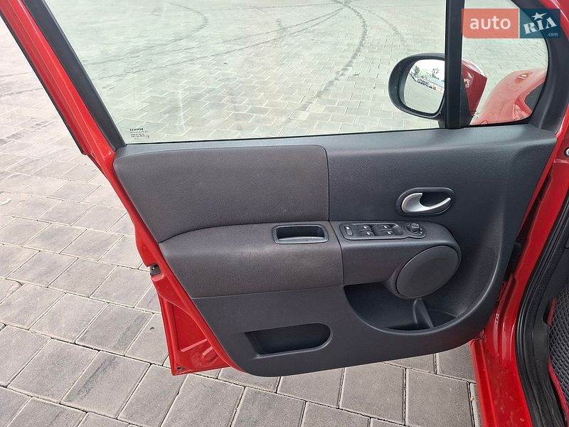 Хетчбек Renault Modus 2009 в Черкасах