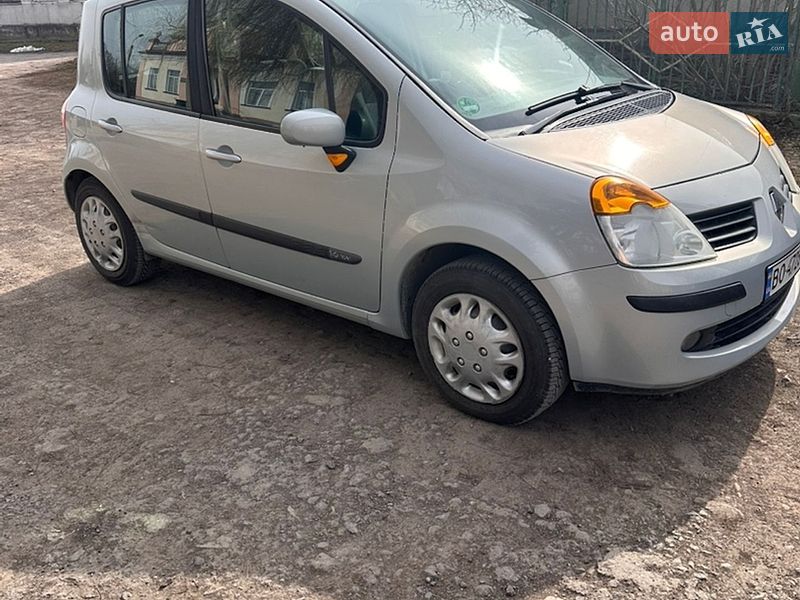 Хетчбек Renault Modus 2004 в Тернополі