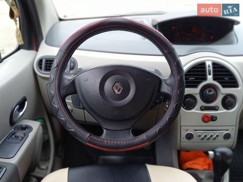 Хэтчбек Renault Modus 2006 в Черкассах
