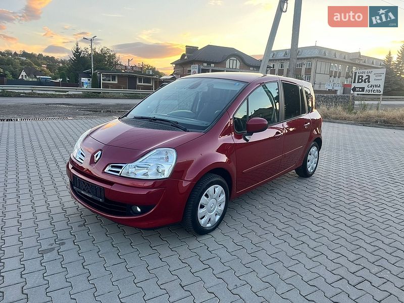 Хэтчбек Renault Modus 2011 в Черновцах