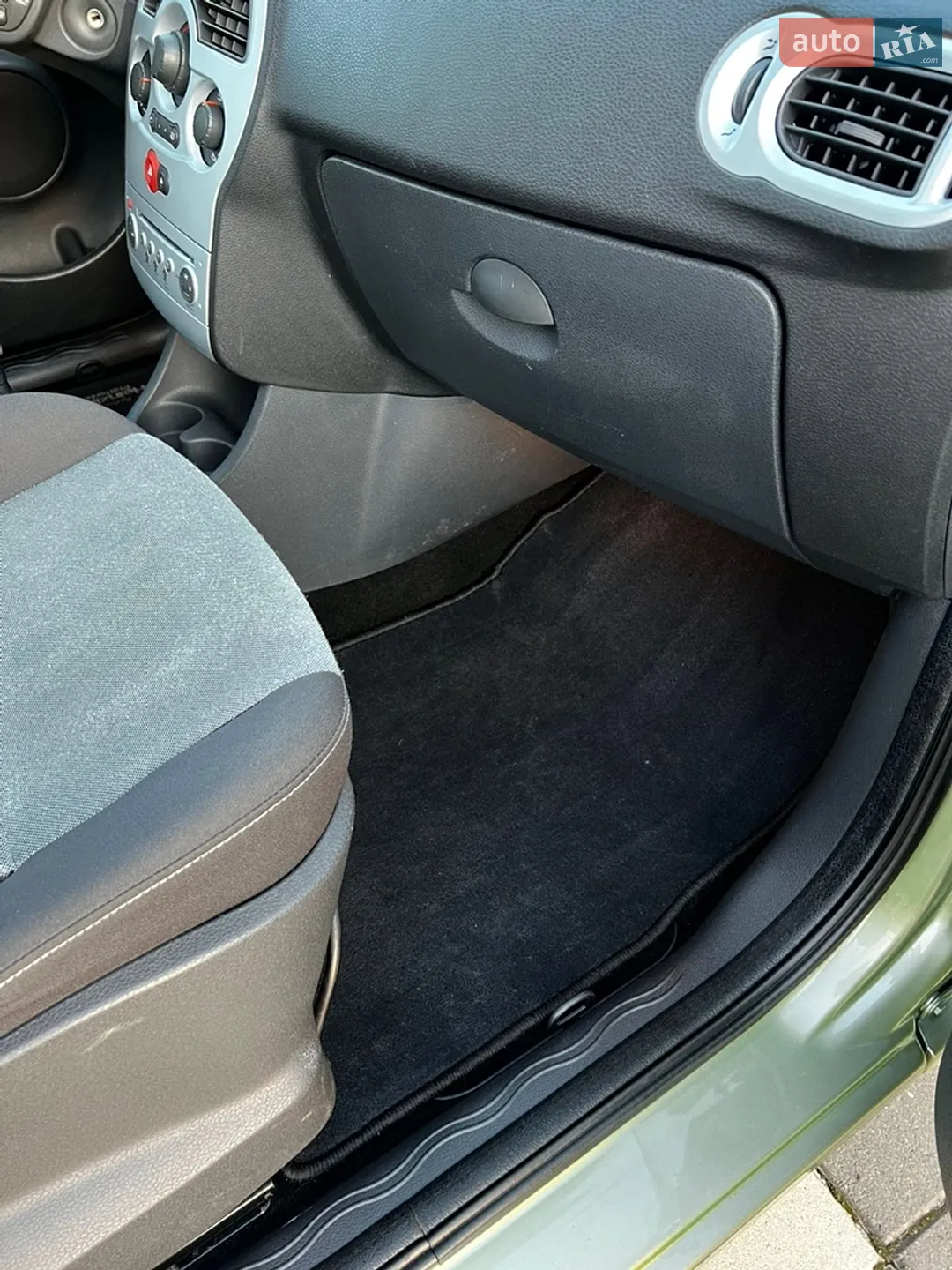 2010 Renault Modus - мініатюра 31