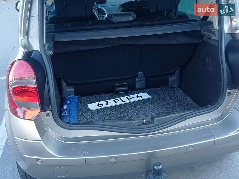 Хэтчбек Renault Modus 2011 в Виннице