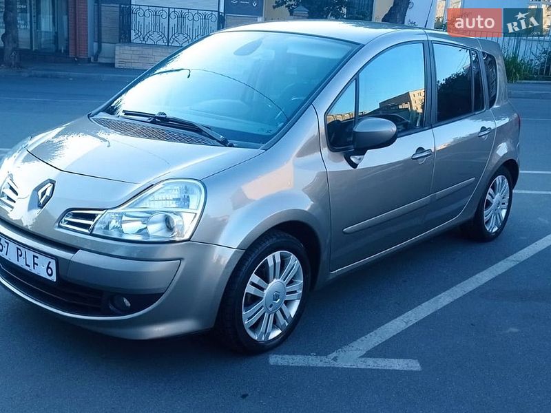 Хэтчбек Renault Modus 2011 в Виннице