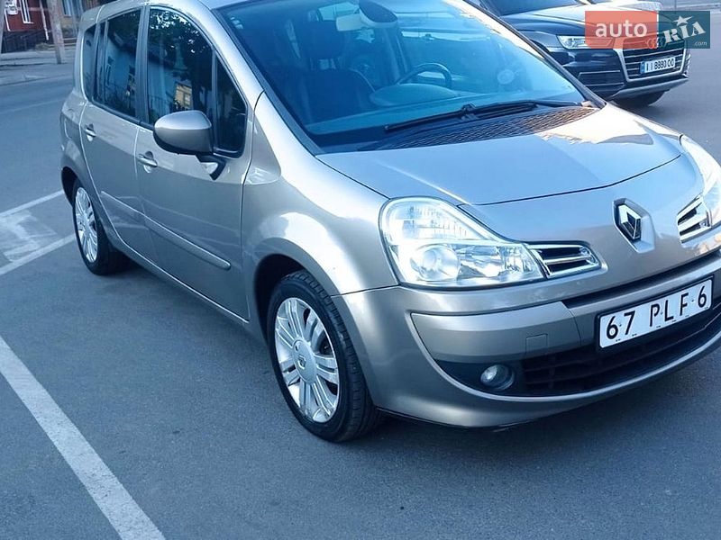 Хэтчбек Renault Modus 2011 в Виннице