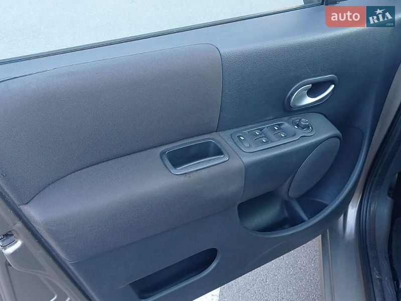 Хэтчбек Renault Modus 2011 в Виннице