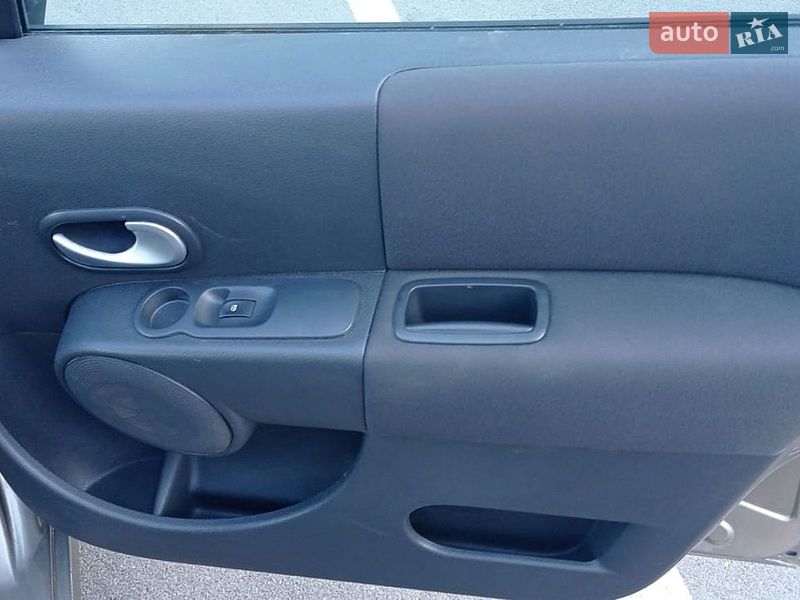 Хэтчбек Renault Modus 2011 в Виннице