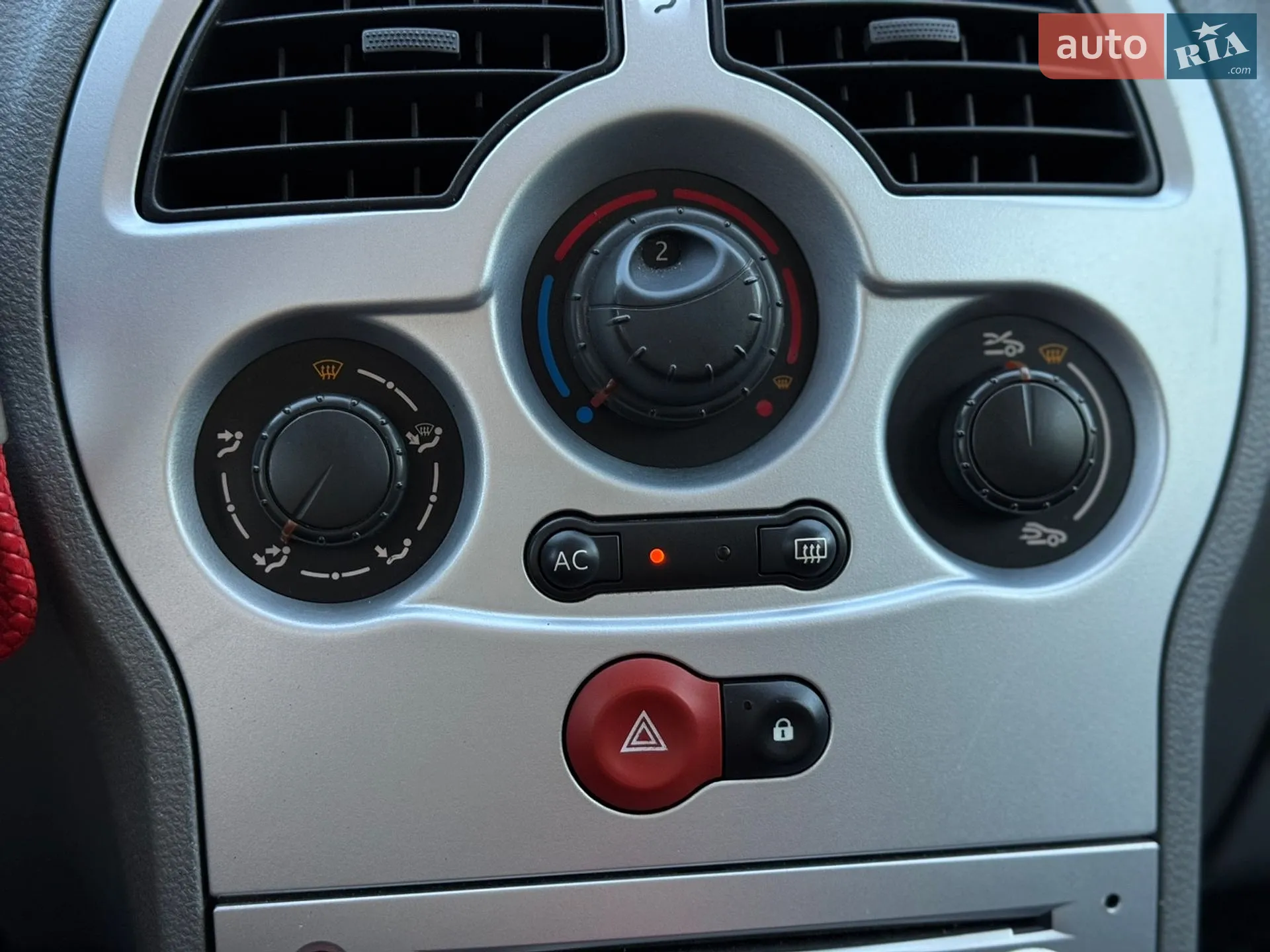 2011 Renault Modus - мініатюра 15