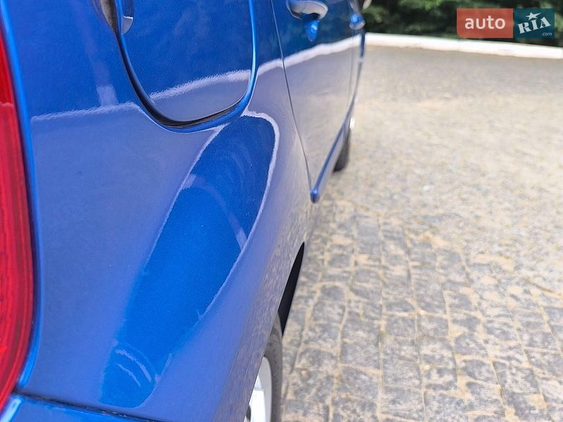 Хэтчбек Renault Modus 2008 в Черновцах