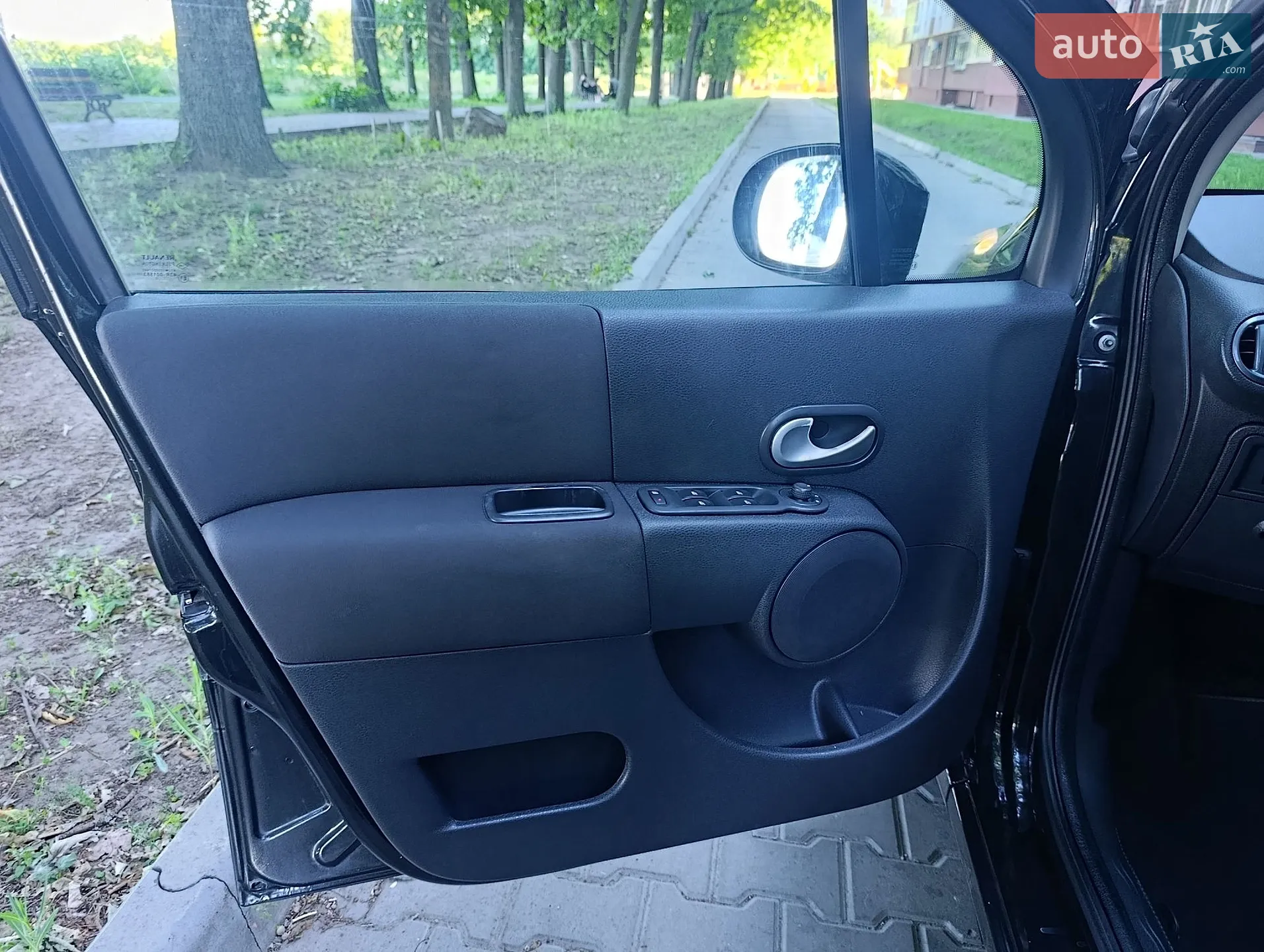 2010 Renault Modus - мініатюра 11