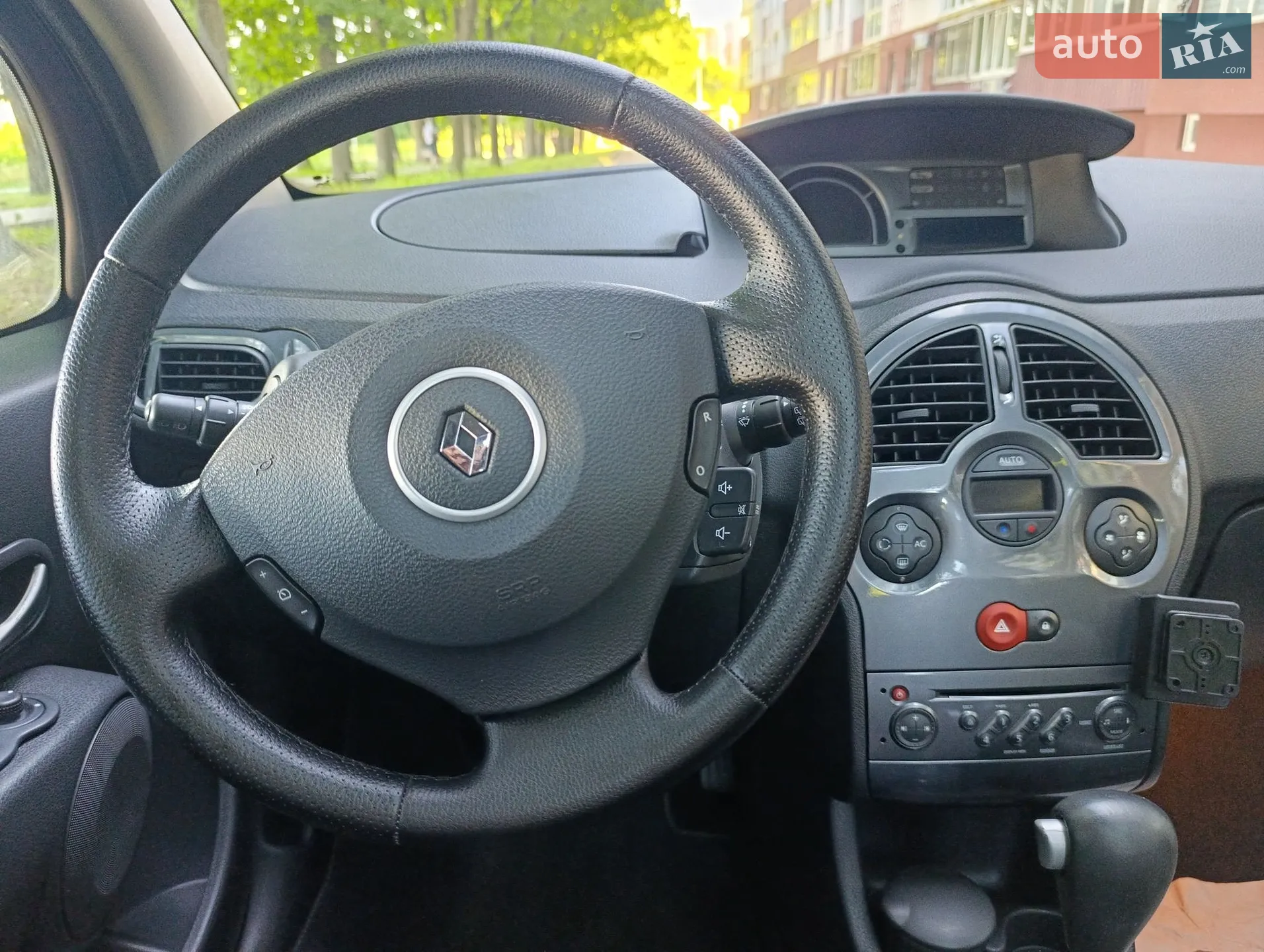 2010 Renault Modus - мініатюра 28