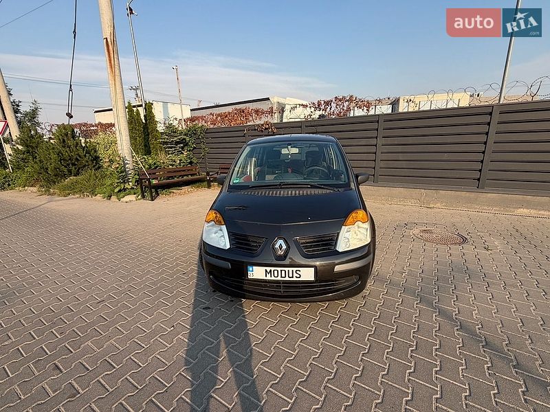 Хэтчбек Renault Modus 2006 в Киеве фото 2 Хэтчбек Renault Modus 2006 в Киеве