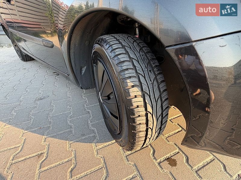 Хэтчбек Renault Modus 2006 в Киеве фото 5 Хэтчбек Renault Modus 2006 в Киеве