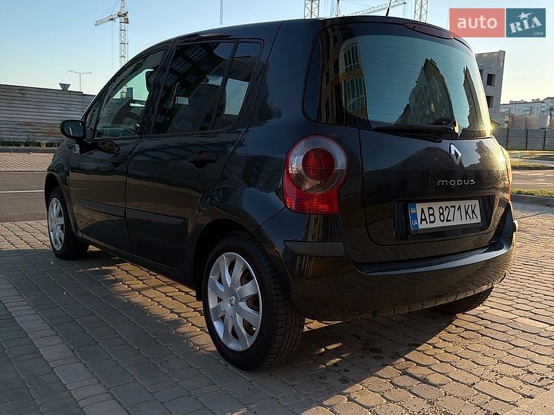 Хэтчбек Renault Modus 2006 в Виннице