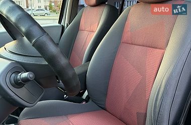 Хэтчбек Renault Modus 2006 в Виннице