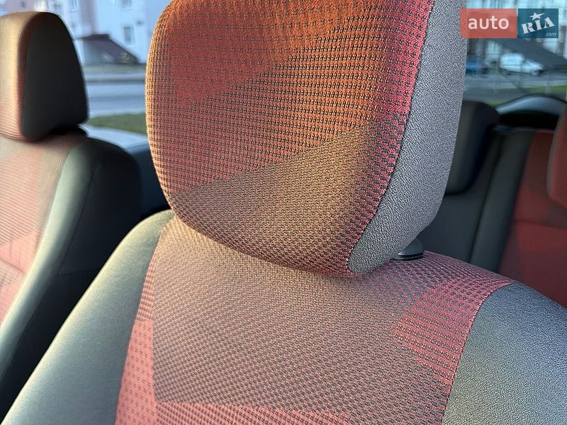 Хэтчбек Renault Modus 2006 в Виннице