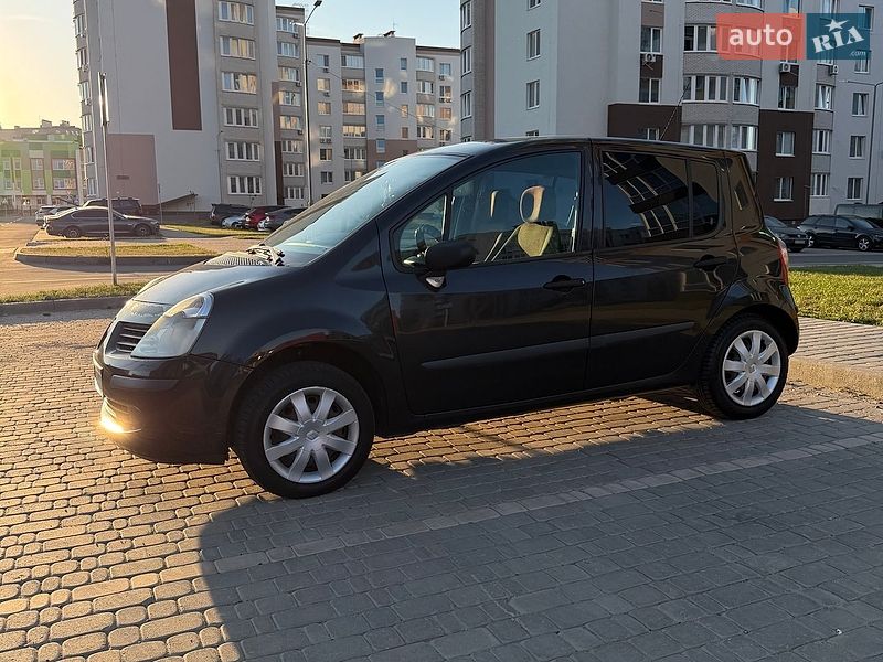 Хэтчбек Renault Modus 2006 в Виннице