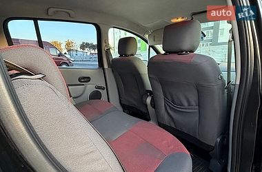 Хэтчбек Renault Modus 2006 в Виннице